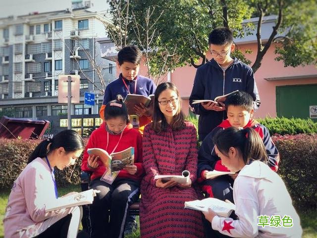 最是书香能致远——丰惠镇中打造特色校园文化活动一瞥 丁泽什么