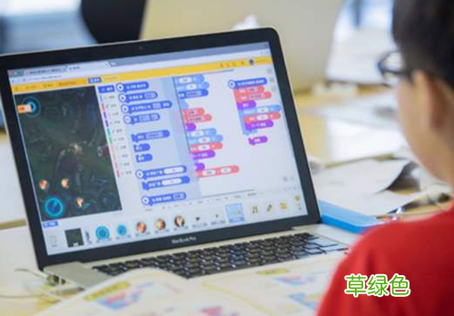 编程课程价格一般多少 孩子学编程一年要多少钱