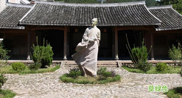 女孩起名：30个易经姿色天然的鼠宝宝名字，满满的都是心动 向槿什么名字
