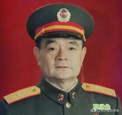 他是高敬亭的警卫员，被粟裕连升四级，建国后成上将，今年101岁 名字海峰
