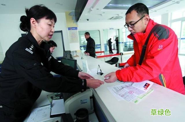 爸爸给女儿取名“念淑”，以为高雅有内涵，妈妈：你多念几遍试试 名字淑