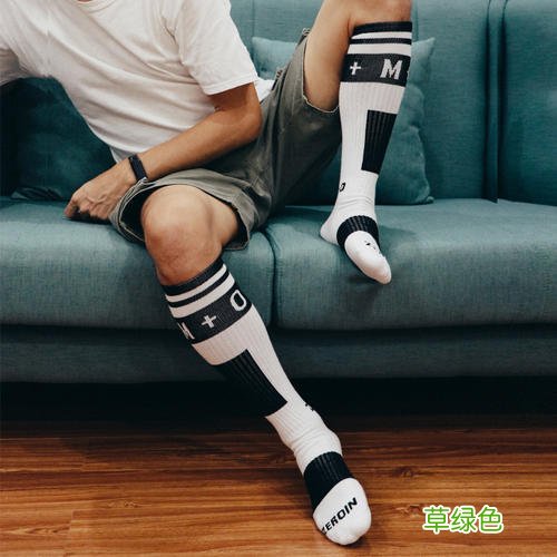 足球穿长袜有什么作用 足球为什么要穿长袜
