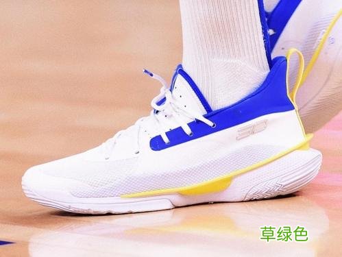 中场适合穿的足球鞋 什么足球鞋适合中场