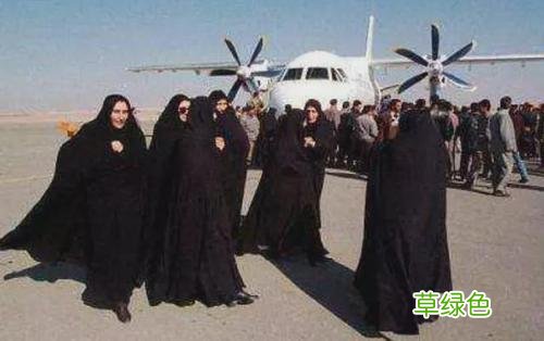 伊朗女性为什么穿黑纱 伊朗女性为什么蒙起来