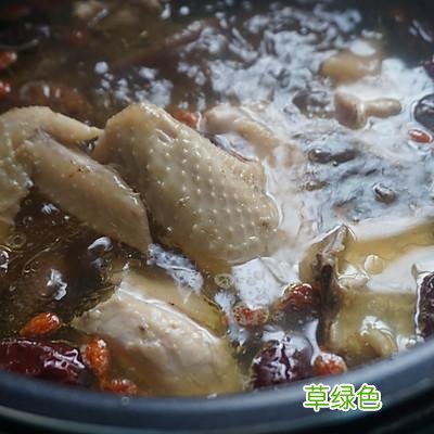 黄芪能炖鸡吗- 黄芪能炖鸡吗