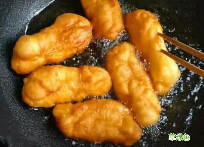 无矾油条的做法和配方 油条的吃法做法和配方