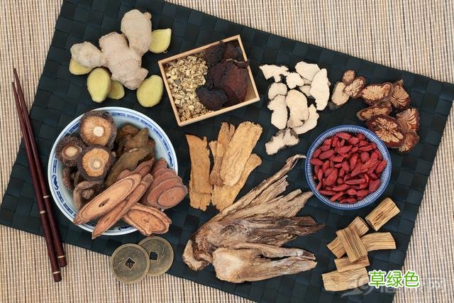 发烧能喝黄芪水吗- 发高烧能喝黄芪水吗